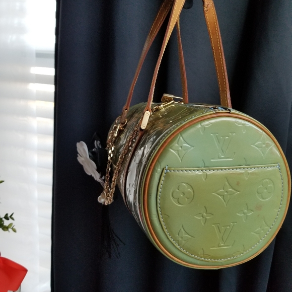 LOUIS VUITTON Beautiful Papillon Bedford Vernis - Picture 7 of 16